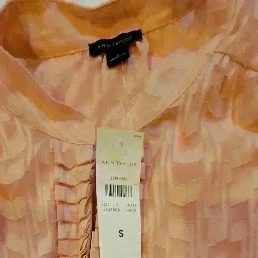 - NWT ANN TAYLOR SLEEVELESS TOP - Picture 6 of 7